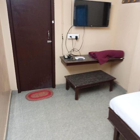 Sri Ambika Lodge Rajapalaiyam Экстерьер фото